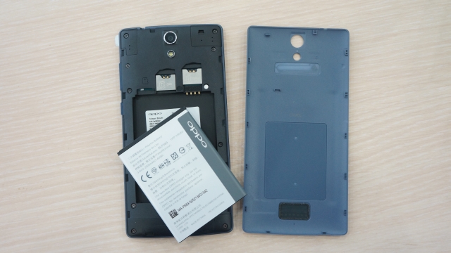 Unboxing OPPO Mirror 3