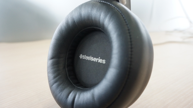Menjajal Generasi Terbaru Headset Siberia, SteelSeries Siberia Elite Prism 