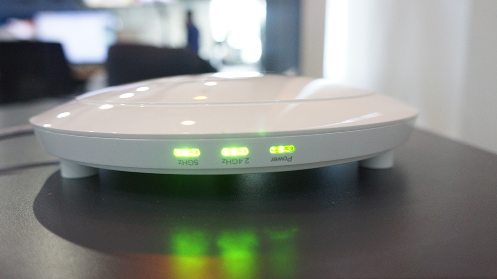 IP-COM W75AP, Access Point Kelas Industri untuk Rumah Anda 