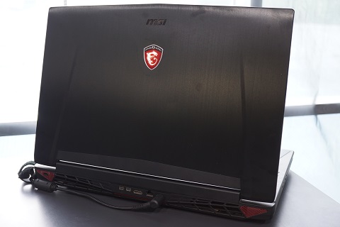 MSI GT72 2QE Dominator Pro, Si Bongsor dengan Performa Kencang