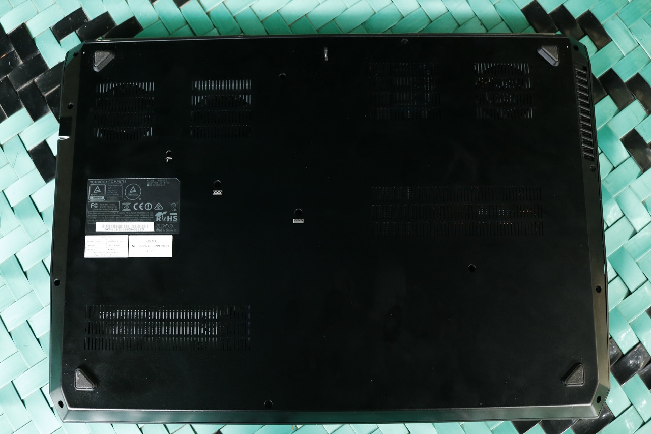 Xenom Phoenix PX15: Ringkas, Bertenaga, Rakus Daya 