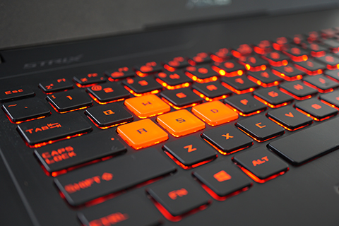 ASUS ROG STRIX GL502V, untuk Gamer yang Aktif Bergerak