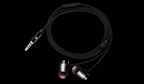 CM Storm Pitch Pro: Nyaman, Fleksibel, Tapi Kurang Nge-Bass