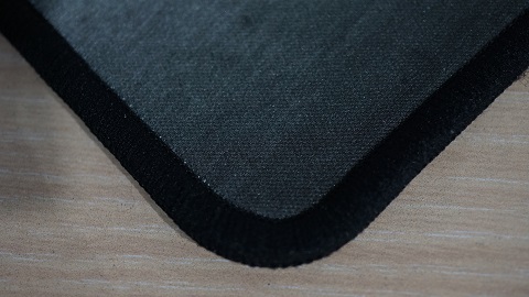 Corsair MM300 Small Edition, Mungil, Presisi, Anti Selip