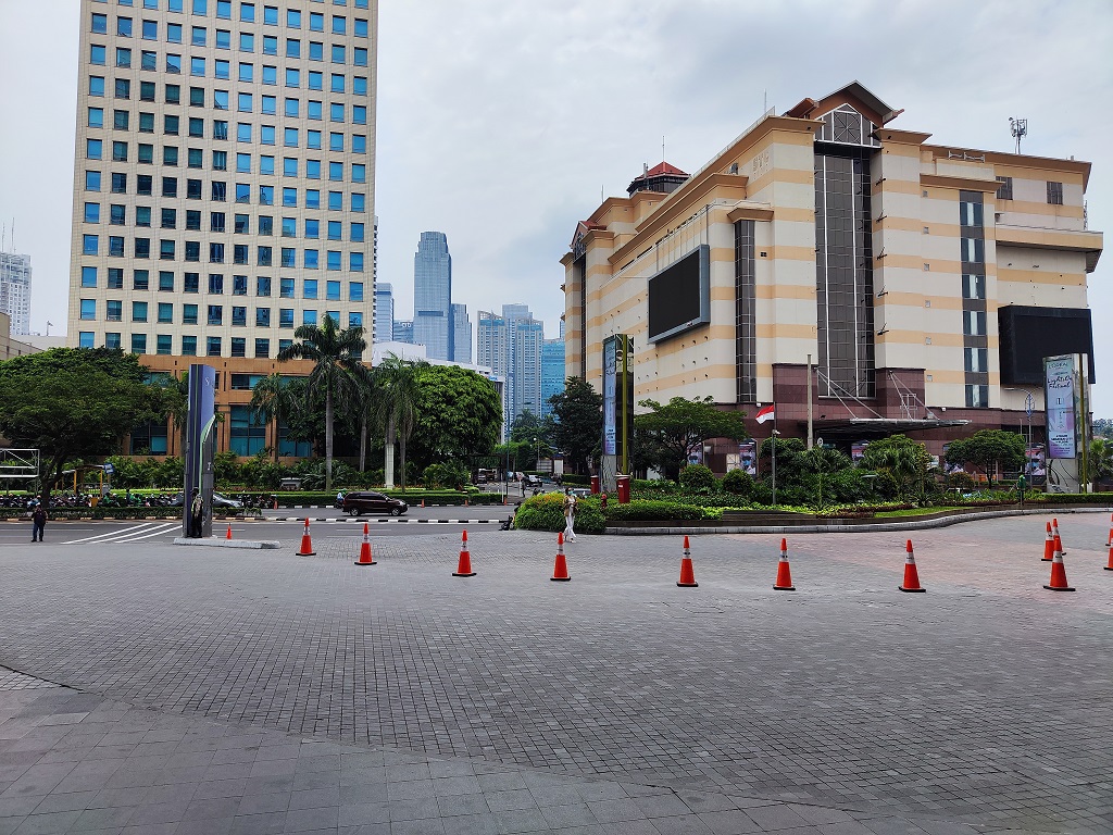 Review Xiaomi 12, Ergonomis dan Mengesankan