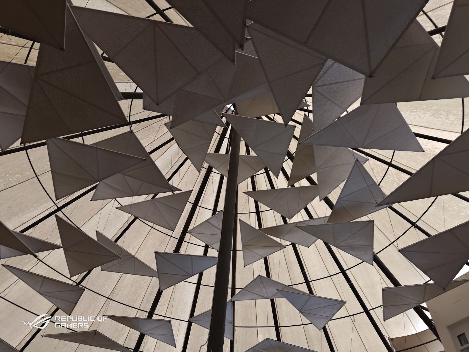 Review Asus ROG Phone 7, Performanya Makin Kencang tapi Desainnya Membosankan