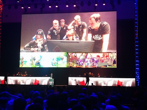 Gamer Rela Beli Tiket Mahal Demi Menonton Tim Idola