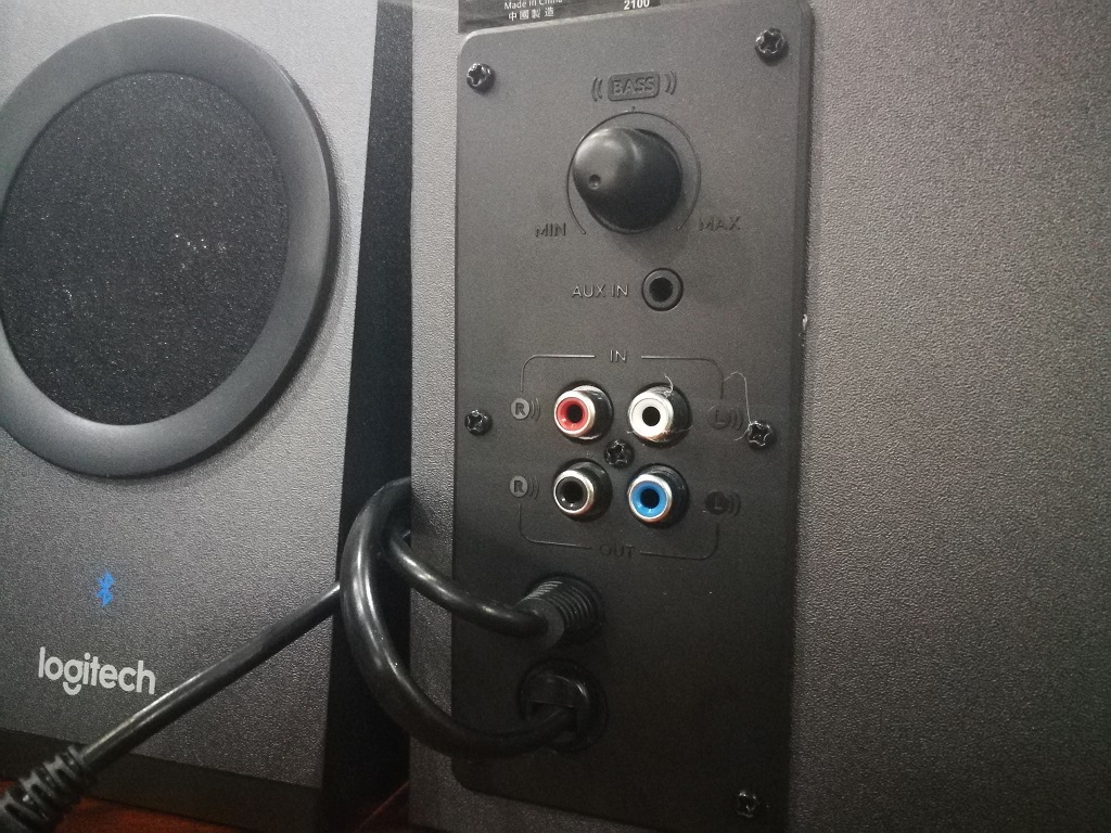 Logitech Z337 Paket Audio Dengan Konektivitas Lengkap
