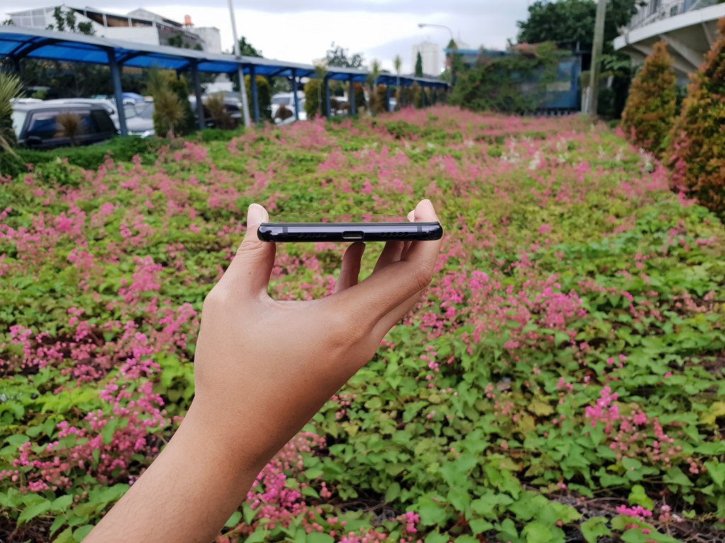 Xiaomi Mi 8 Lite, Memang Tampil Lebih Mewah