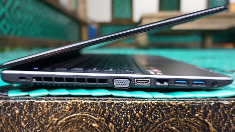 ASUS X550ZE, Laptop Menengah yang Serba Bisa