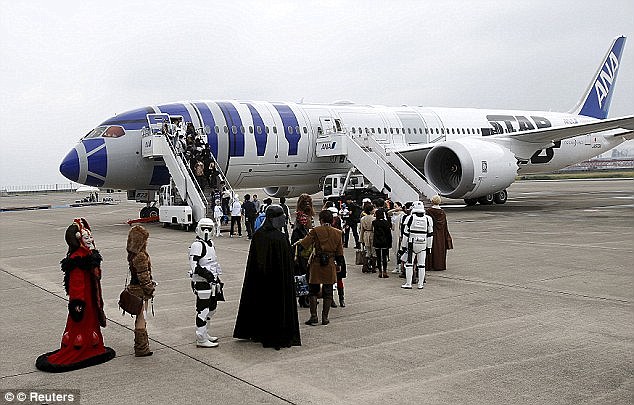 Jepang Punya Pesawat Bertema Star Wars