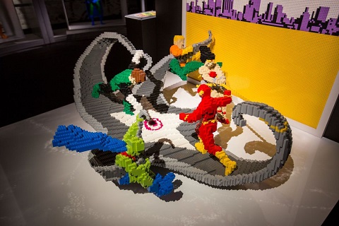 Lucu, Banyak Karakter DC Terbuat dari Lego