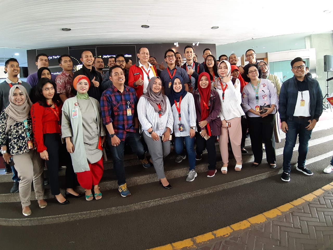 Samsung Galaxy A7, Tiga Kamera Belakang Khas Samsung