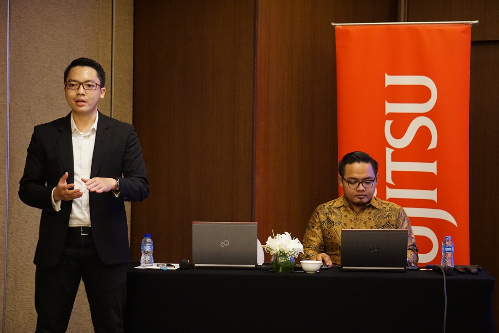 2 Seri Server x86 Anyar Fujitsu untuk Perusahaan Digital