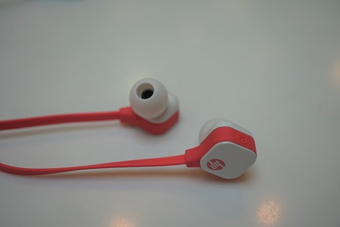 In-Ear Headset H2310, Earphone Terjangkau Lain dari HP