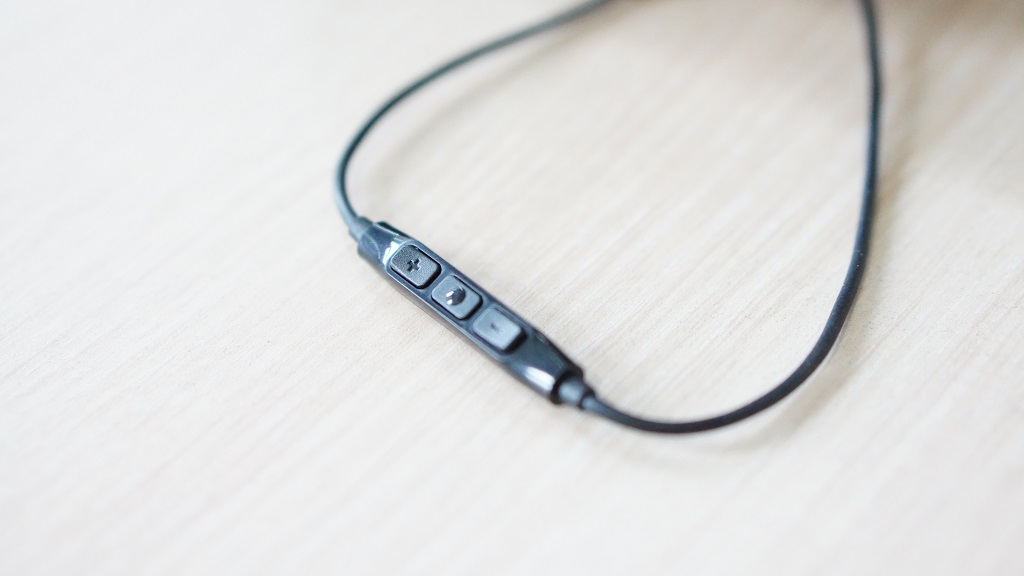 Sennheiser HD 461i, Simpel dan Nyaman Digunakan 