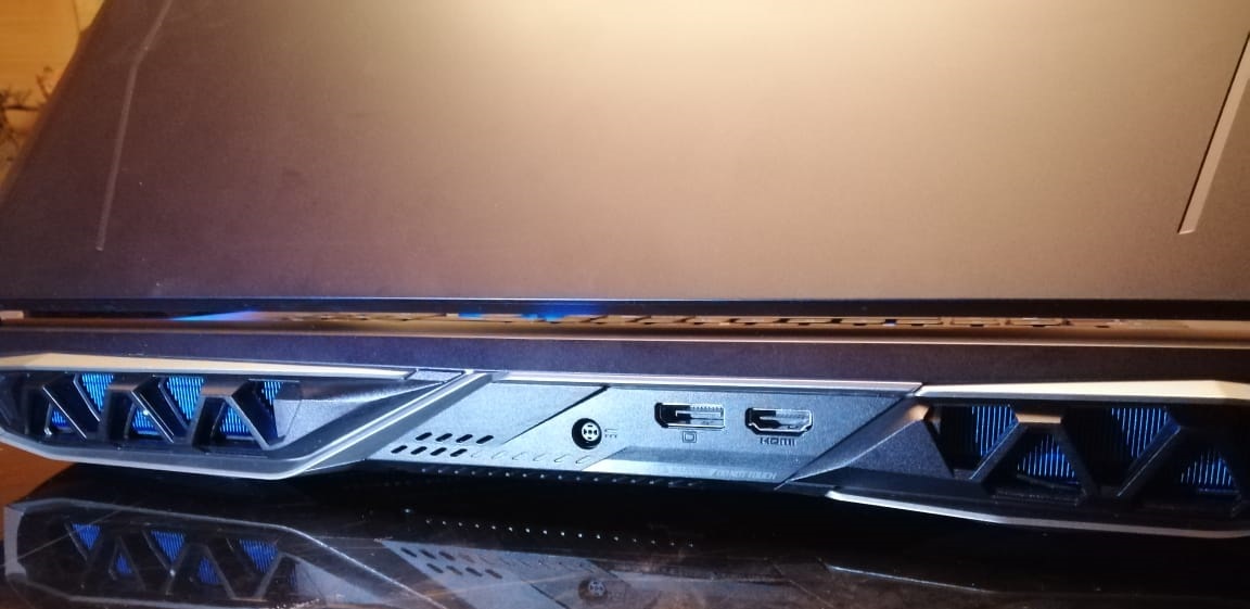 Acer Tanam Prosesor Ryzen Desktop di Helios 500