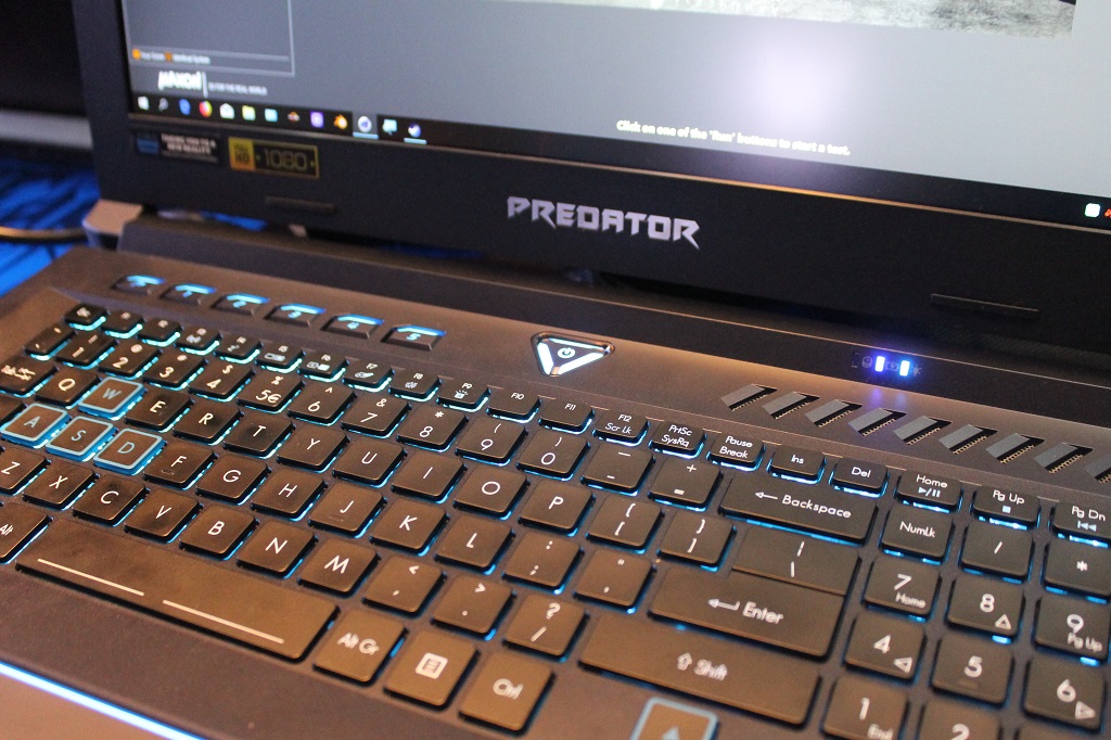 Acer Tanam Prosesor Ryzen Desktop di Helios 500