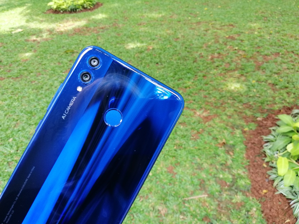 Honor 8X, Padankan Layar Besar dan Kamera