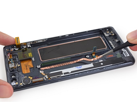 Melihat Komponen Anti-Air Samsung Galaxy Note 7