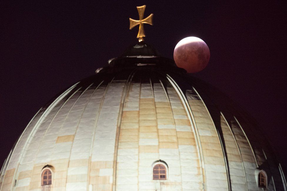 Apa Itu Super Blood Wolf Moon?