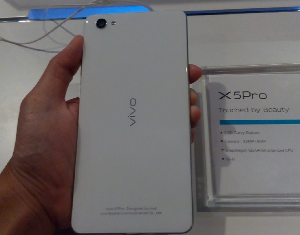 Spesifikasi Vivo X5Pro, Harganya Terlalu Mahal di Kelasnya  