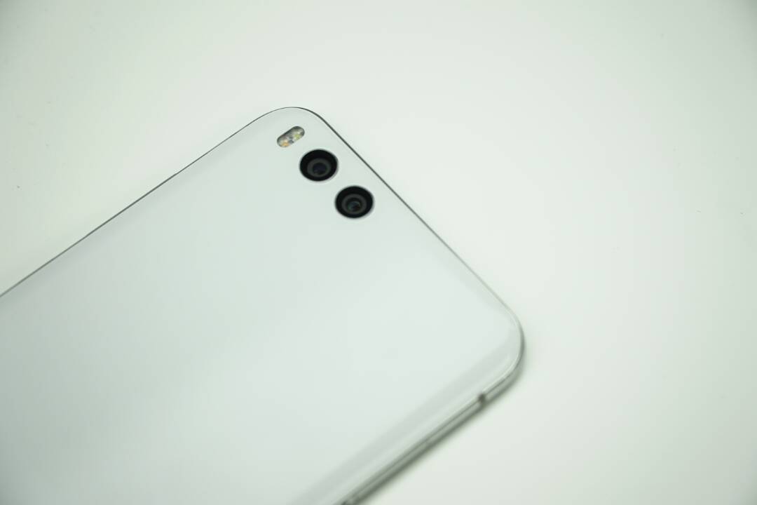 Ini Spesifikasi Ponsel Dua Kamera Xiaomi Mi 6