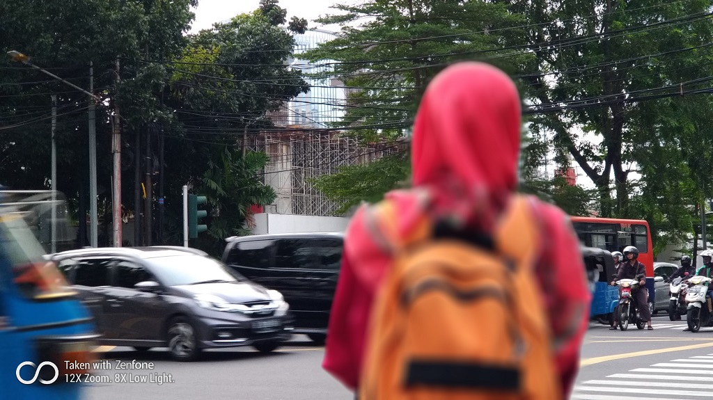 Menjajal Ponsel Dua Kamera Asus Zenfone Zoom S