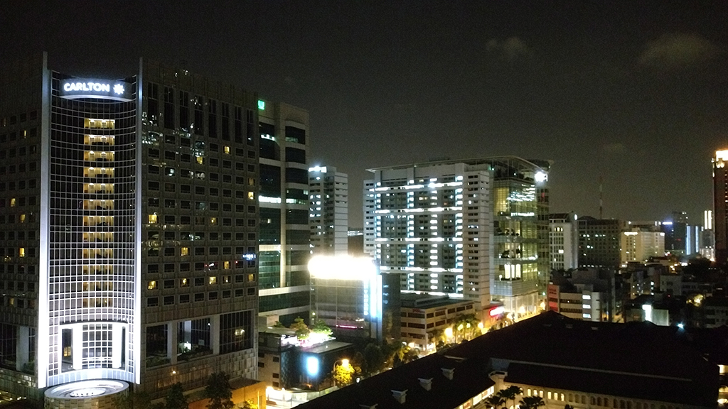 Menjajal Moto Z, Inikah Ponsel Masa Depan?