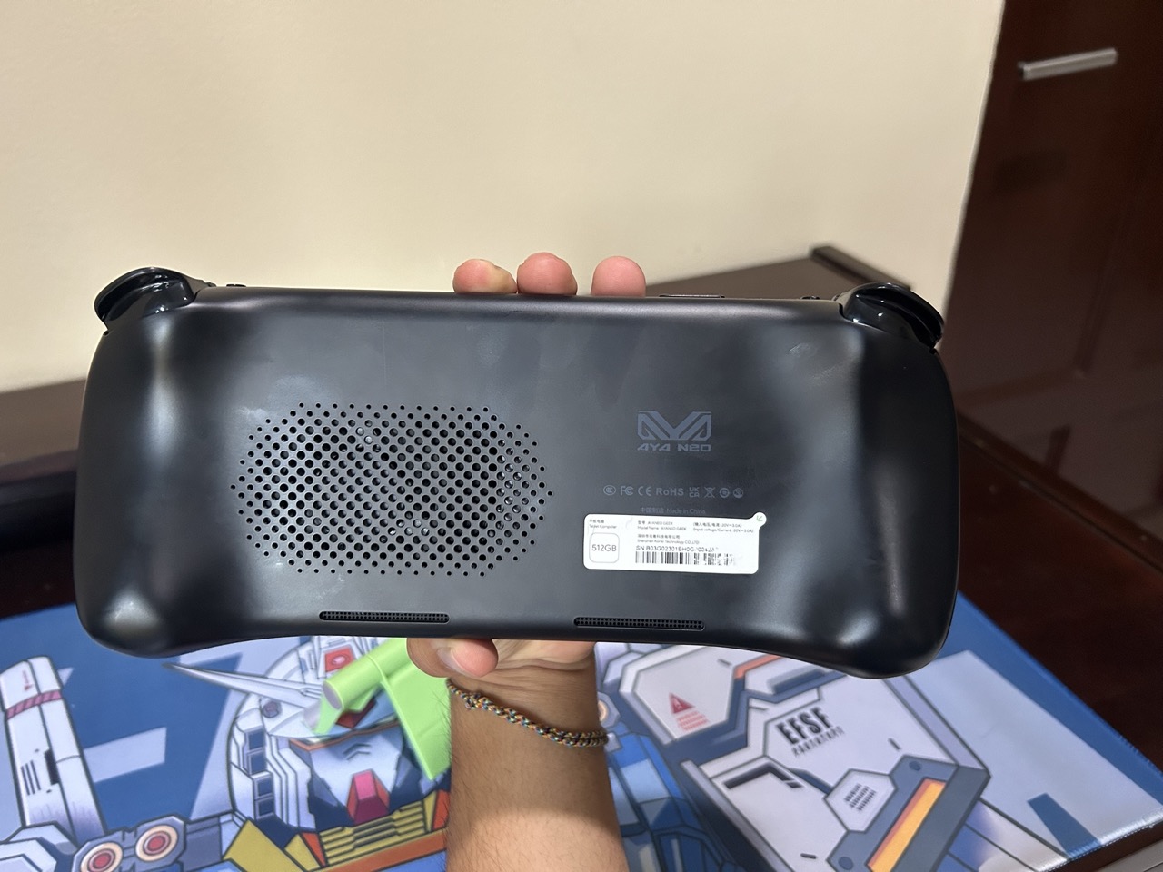 Ayaneo Geek, PC Handheld Punya Baterai Tahan Lama tetapi…