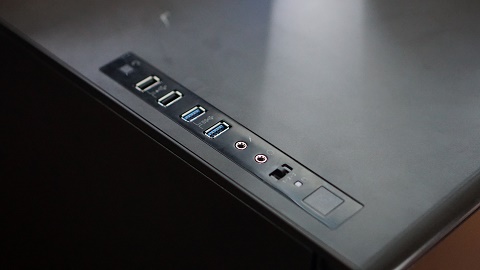 Corsair Carbide 600C, Bodi Solid dan Keren