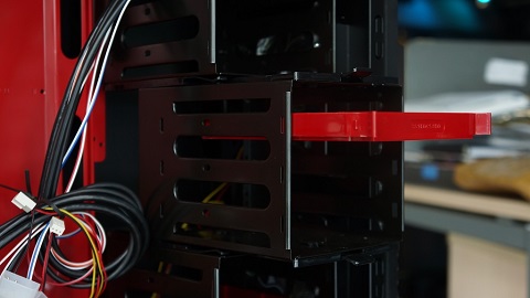 Sharkoon T28, Casing Mid-Tower dengan Sirkulasi Mumpuni