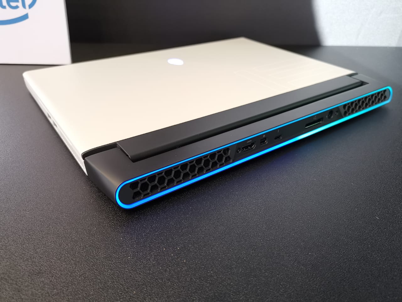 Dell Punya Sentuhan Baru Di Alienware Dan Dell G Apa Saja