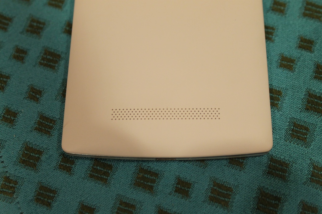 Oppo Find 7a, Serba Premium   