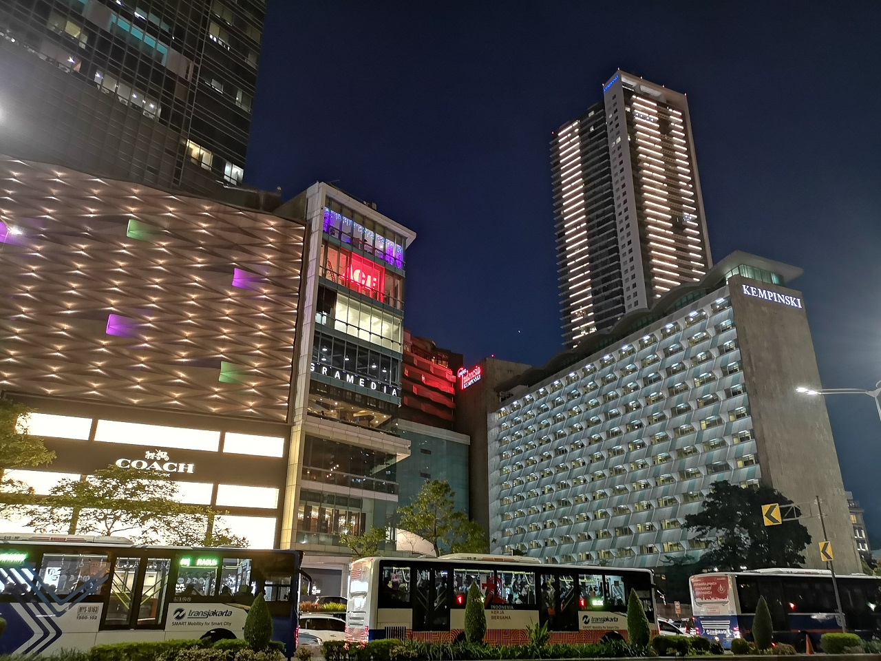 Huawei P20 Pro, Salah Satu Ponsel Terbaik 2018