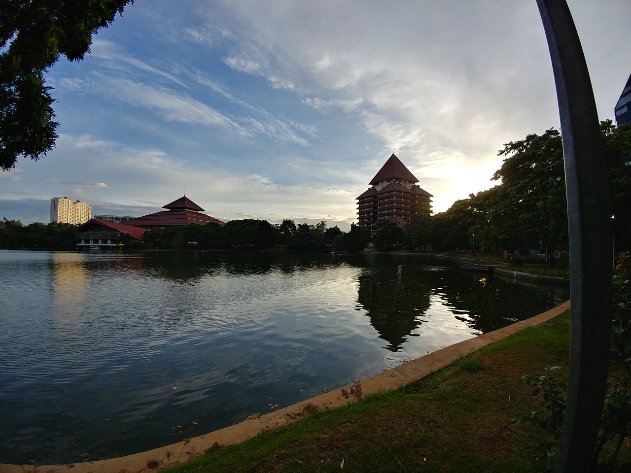 LG V20, Ponsel Premium dengan Gaya Sendiri