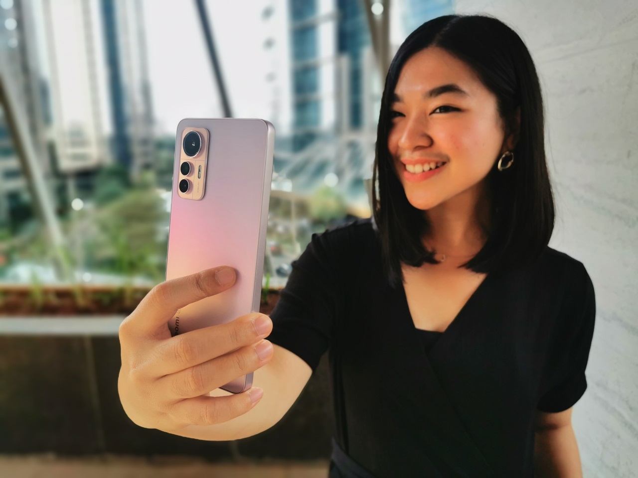 Ada yang Spesial dari Desain Xiaomi 12 Lite