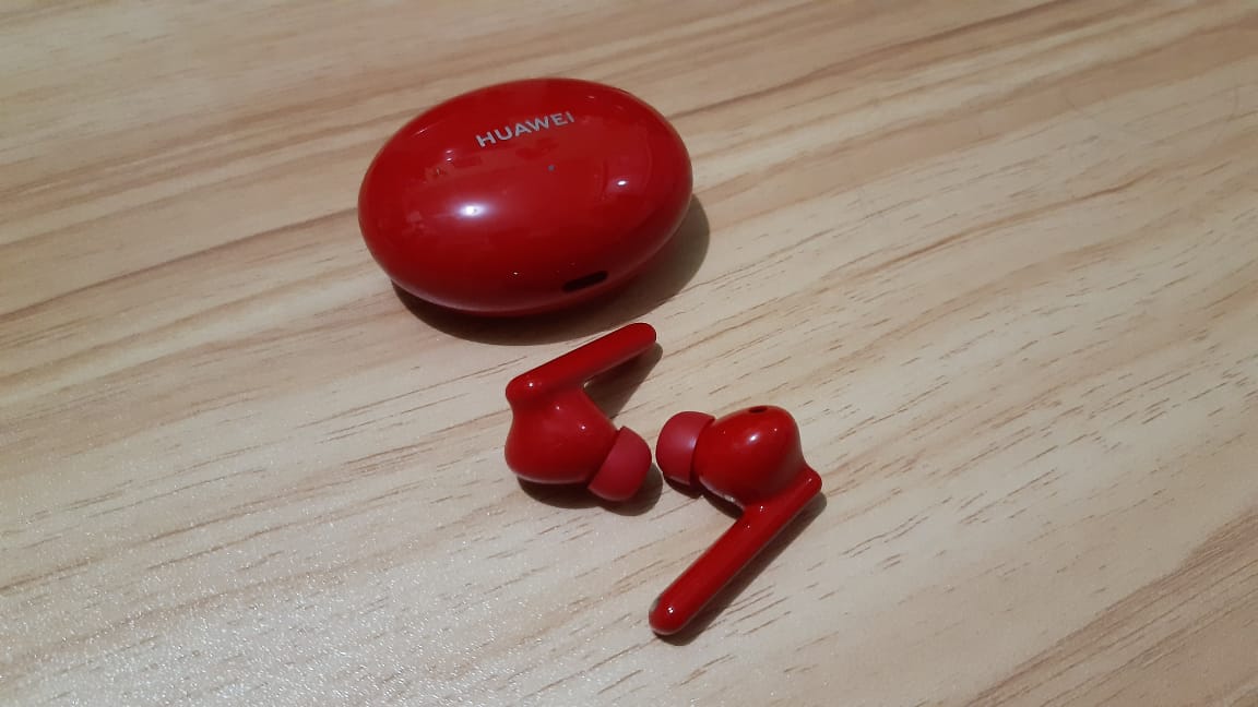 Huawei Freebuds 4i, TWS Nyaman di Telinga dan ANC Mumpuni