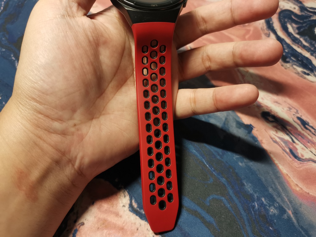 Pengalaman Menjajal Huawei Watch GT 2e