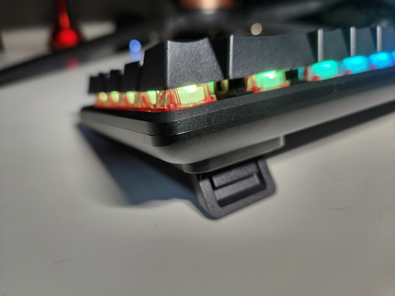 HyperX Alloy Origins 65, Keyboard Ringkas Keren