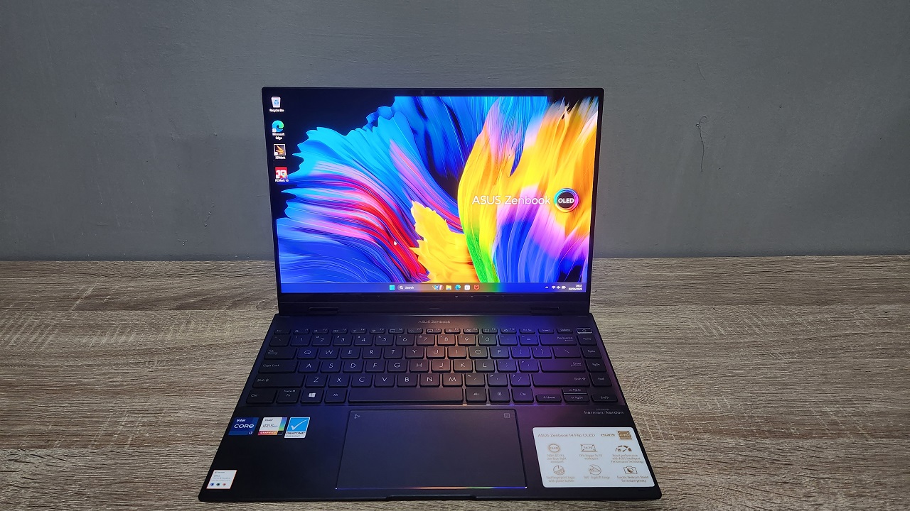 Asus ZenBook Flip 14 OLED UP5401, Elegan dan Fitur Lengkap