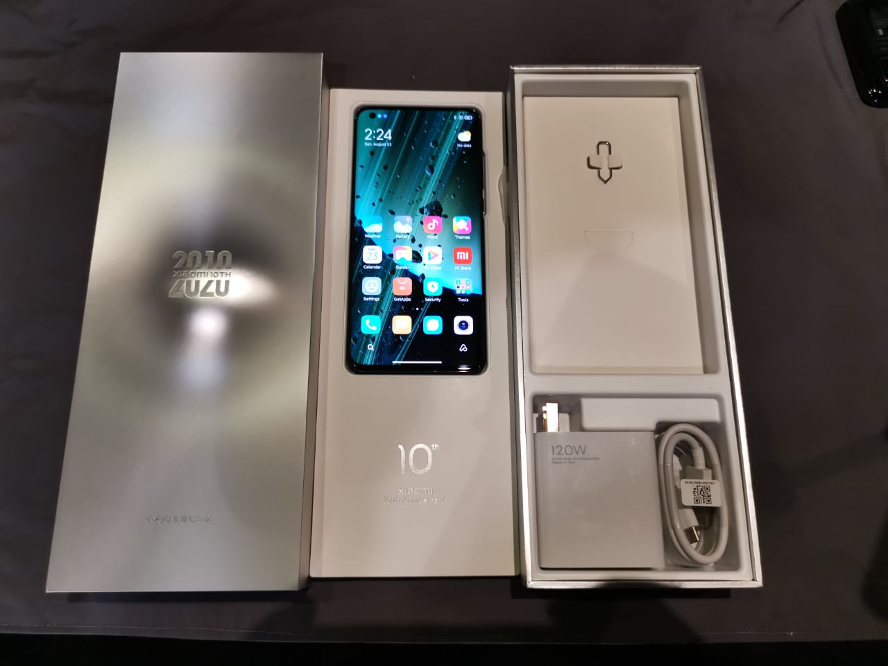 Mi 10 Ultra Mampir ke Indonesia, Begini Penampakannya
