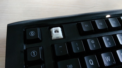 SteelSeries APEX M800, Gunakan Mekanik Khusus