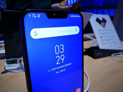 Impresi Awal ZenFone 5 di MWC 2018