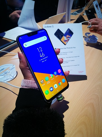 Kembali ke ZenFone 5, Jurus ASUS Bersaing di Tahun 2018
