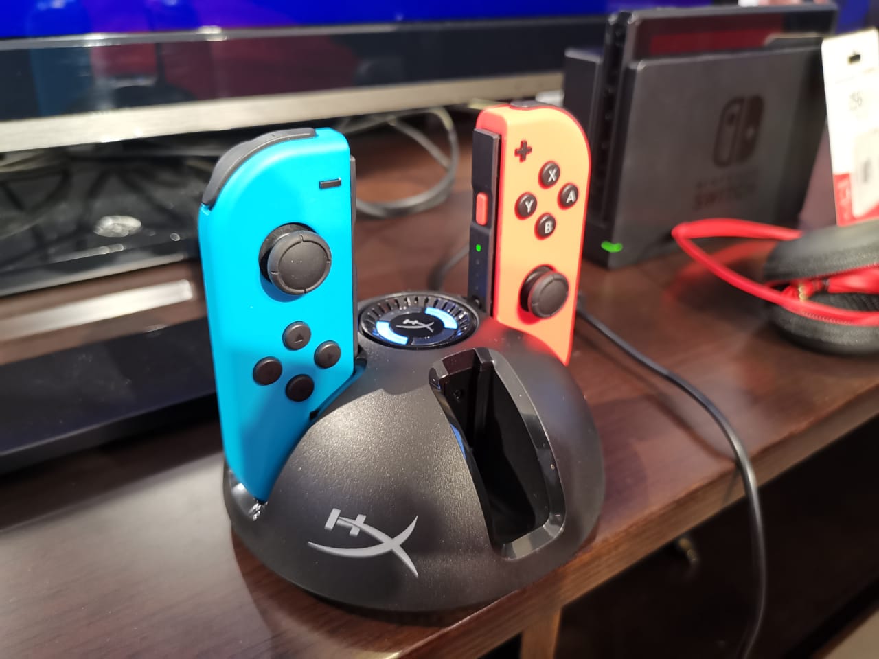 HyperX Punya Pengisi Daya Controller Game, Seperti Apa?
