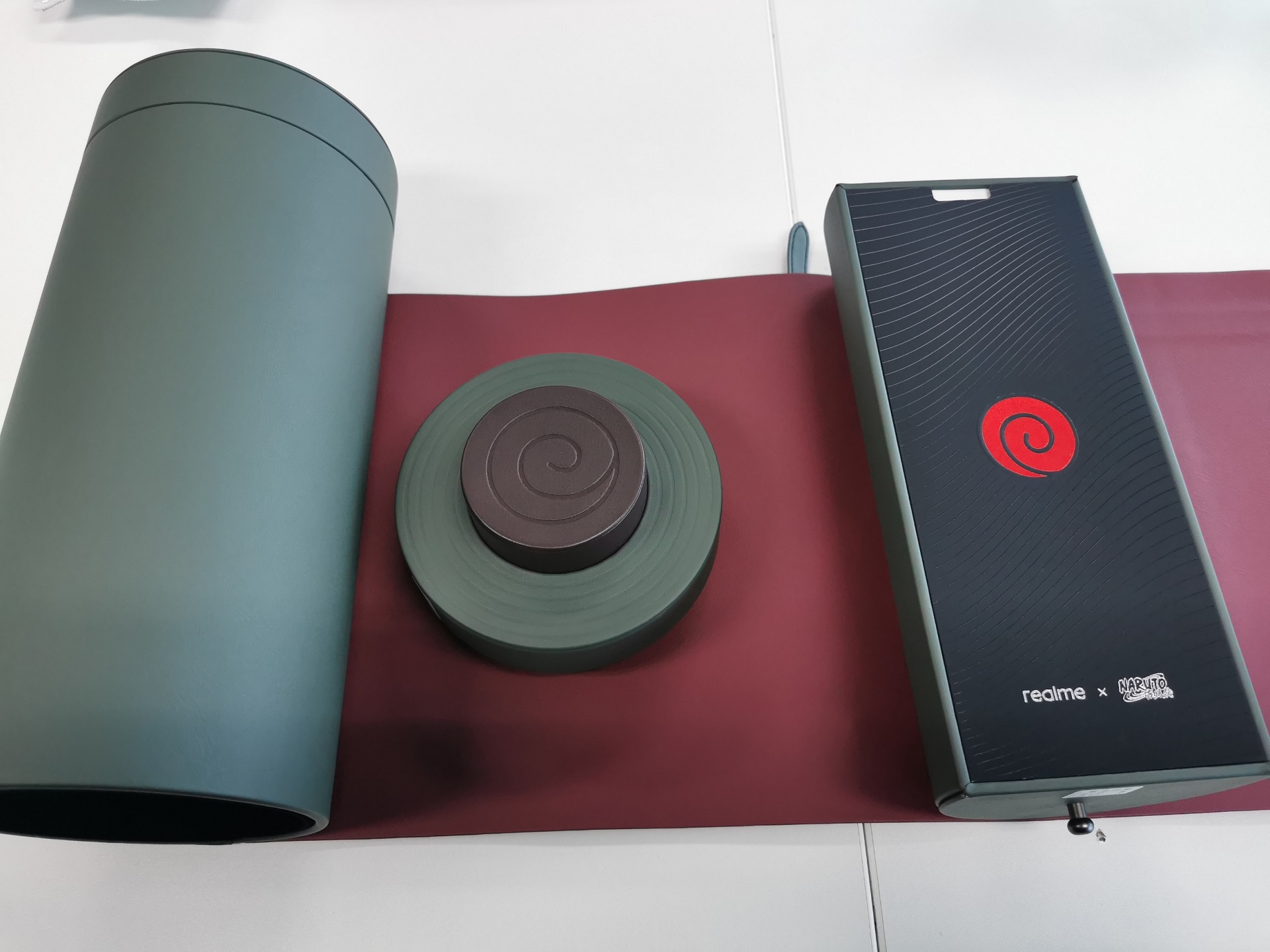 Begini Penampakan realme GT Neo 3 Naruto Edition