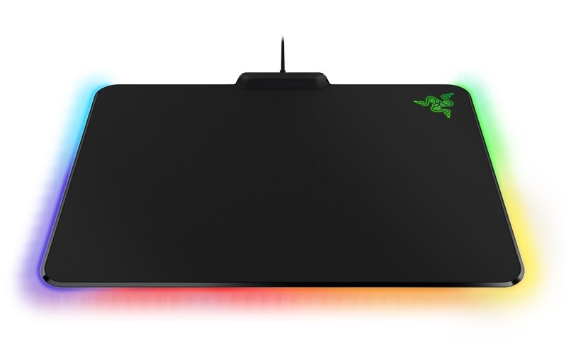 Razer Firefly, Nuansa Chroma yang Berlebihan