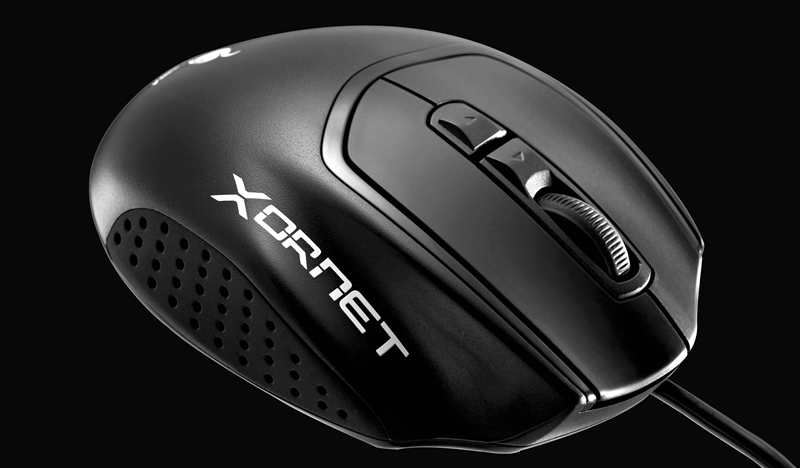 CM Storm Xornet II, Mouse Gaming Mungil dan Ringan  