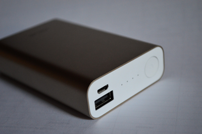 ASUS ZenPower 10050 mAh, Penolong Berdaya Besar  